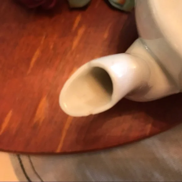 Made in Japan Tea Pot with Rose Design - Picture 11 of 13